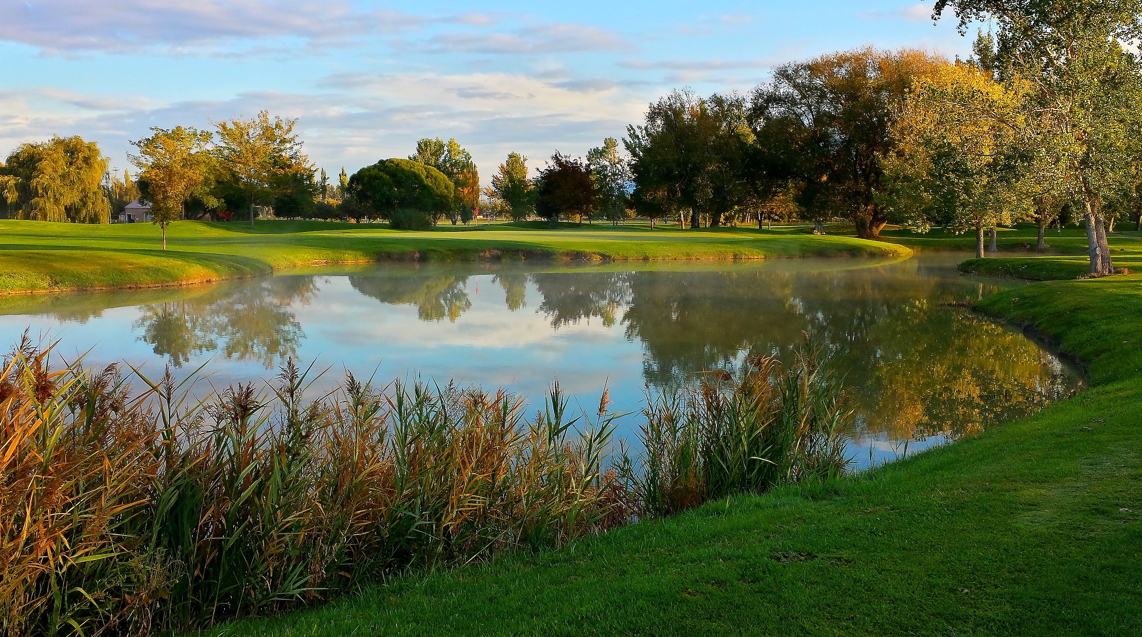 Lakeside Golf Course Logo