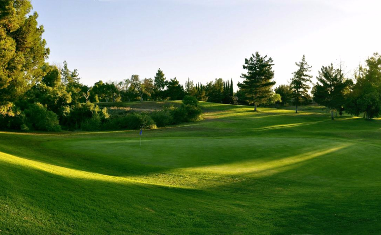 Jurupa Hills Country Club Logo